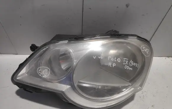 Volkswagen Polo IV 9N3 Headlight/headlamp 89311990