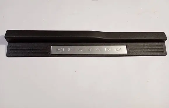 Ford Mustang V Front sill (body part) 4R336313200BW