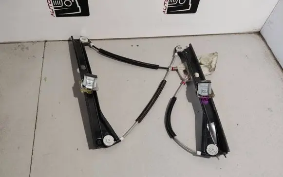 Volkswagen Polo V 6R Front door electric window regulator 6R4837462D