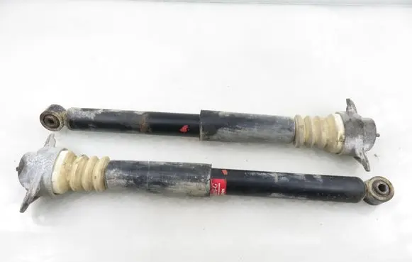 Volkswagen Touran I Rear shock absorber/damper 