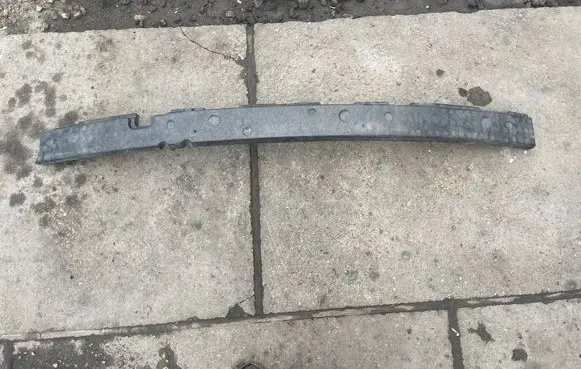 BMW 7 E65 E66 Front bumper foam support bar 701500011