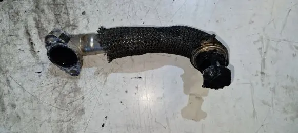 Ford C-MAX II Engine coolant pipe/hose 9674950180