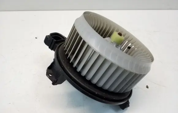 Ford Fusion II Heater fan/blower AY2727006220