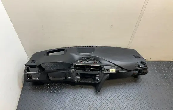 BMW 3 F30 F35 F31 Dashboard 6966633