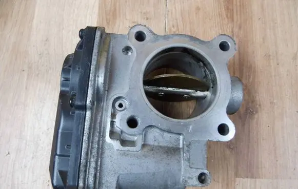 Honda CR-V Throttle valve 16800RZ0G0