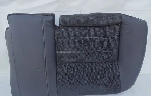 Ford Mondeo MK IV Second row seats 
