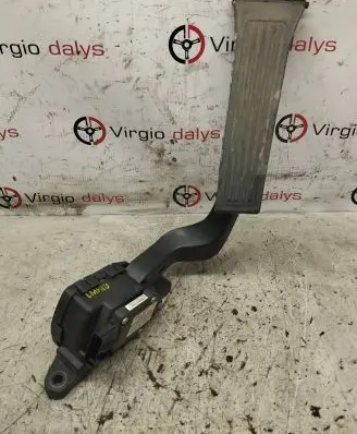 KIA Sportage Accelerator throttle pedal 327002S000
