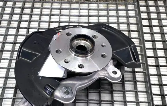 Lexus LBX Front wheel hub spindle knuckle 
