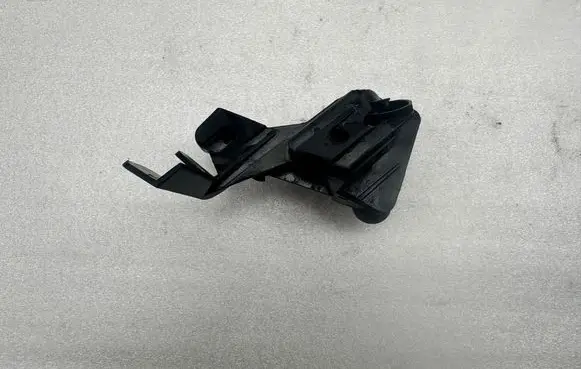 Volkswagen Tiguan Other engine bay part 5QA971890
