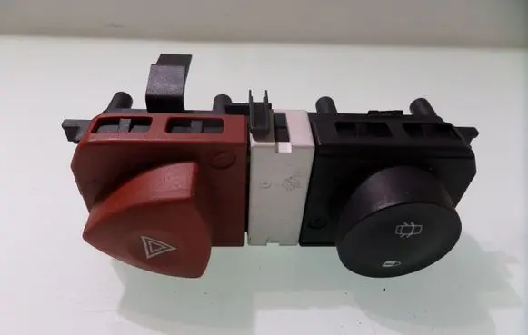 Renault Scenic II - Grand scenic II Hazard light switch 8200095493 88040001