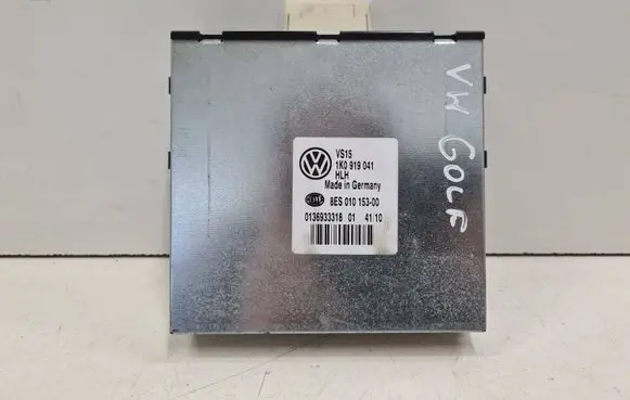 Volkswagen Golf VI Power management control unit 1K0919041 0136933318 8ES01015300