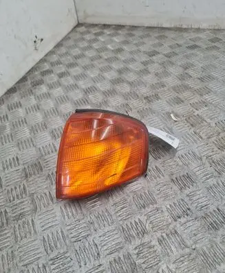 Mercedes-Benz C W202 Front indicator light 