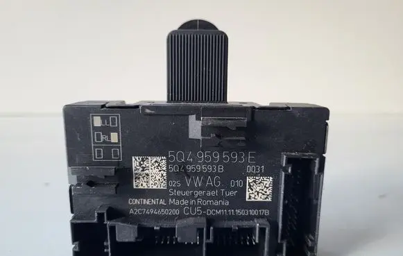 Skoda Octavia Mk3 (5E) Door control unit/module 5Q4959593E