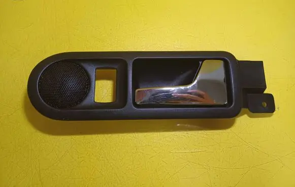 Front door interior handle