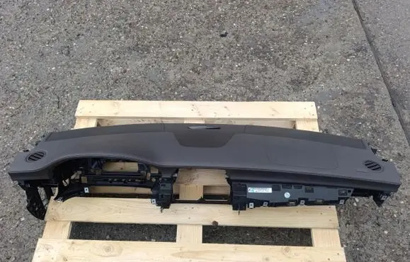 Mercedes-Benz CLS C218 X218 Dashboard