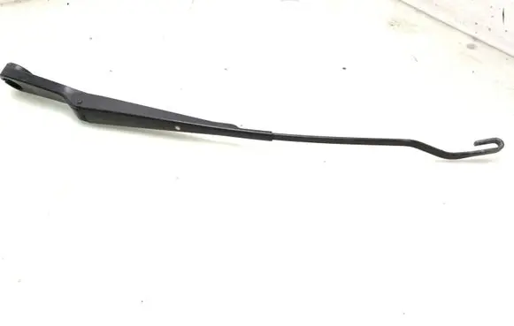 Front wiper blade arm