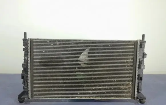 Ford C-MAX I Coolant radiator 3MH8005RK
