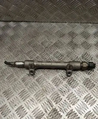 Toyota Avensis T250 Fuel main line pipe 8945871010