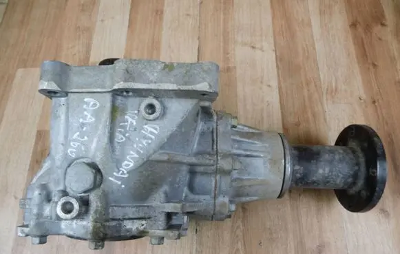 KIA Sportage Gearbox transfer box case 473003B810 3B810 U81