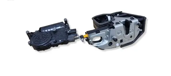 BMW X6 E71 Rear door lock 7167588