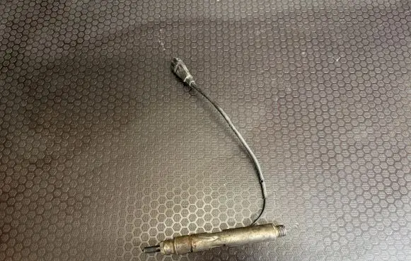Renault Megane I Fuel injector 0432193563