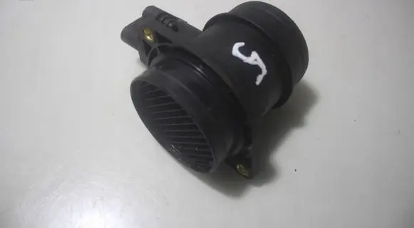 Seat Toledo II (1M) Mass air flow meter CM1061