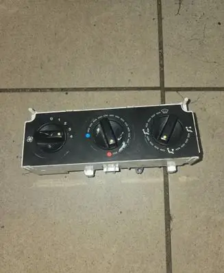 Citroen Berlingo Climate control unit 654984A