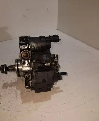 Renault Master II Fuel injection high pressure pump 8200041766 0445010033
