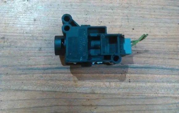 Ford Focus Fuel cut-off switch xw4t9341aa 000414a