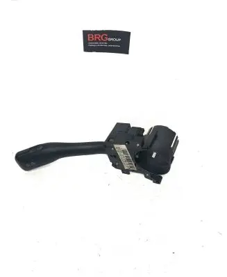 Volkswagen Golf IV Indicator stalk 8L0953513G 18302964