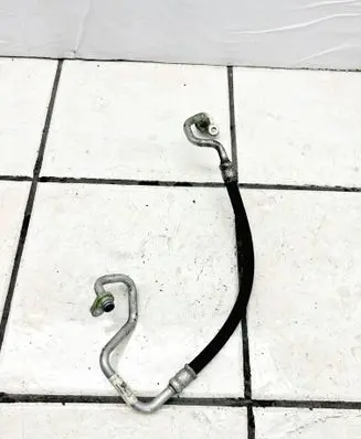 Land Rover Evoque I Air conditioning (A/C) pipe/hose GJ3219N601BA