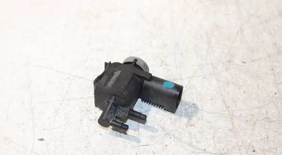 Audi A4 S4 B7 8E 8H Turbo solenoid valve 1K0906283A