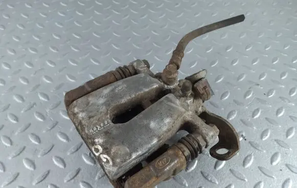 KIA Ceed Rear brake caliper 58311A2A30