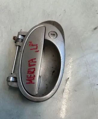 Opel Meriva A Front door exterior handle 332