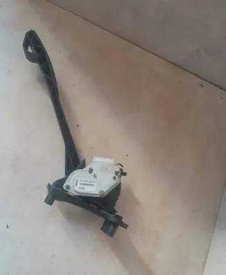 Volvo S60 Accelerator throttle pedal 30666660 6PV00853700