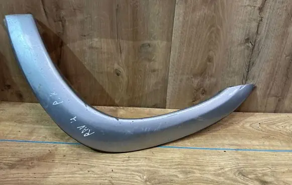 Toyota RAV 4 (XA20) Front arch trim 7560242070