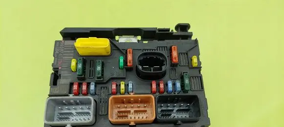 Peugeot 307 BSM Control unit 9659741880