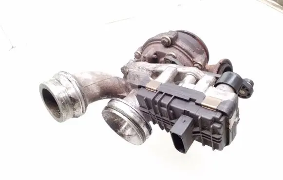 BMW 1 F20 F21 Turbo 8514266 40001918 6NW01043014
