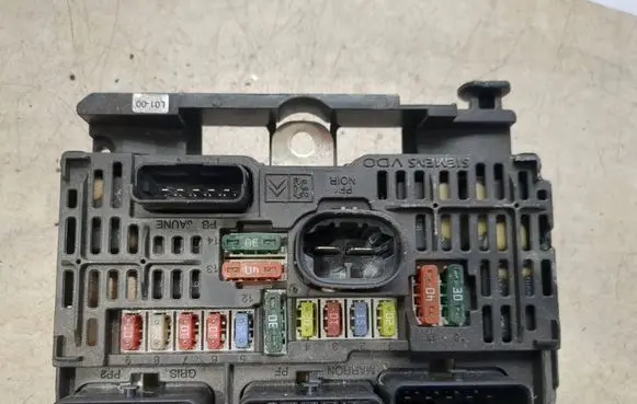 Peugeot Partner Comfort/convenience module 9661682580 BSML0100 S118983001Q