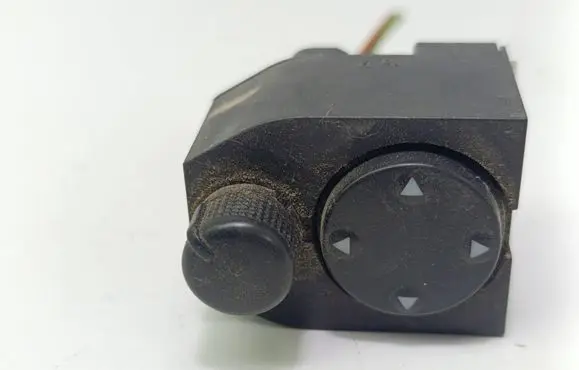 Audi A4 S4 B5 8D Wing mirror switch 8D0959565A