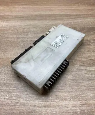 BMW 5 E39 Comfort/convenience module 8376693 60837710