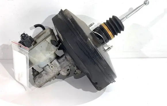 Volkswagen Golf VI Brake booster 1K1614105BH