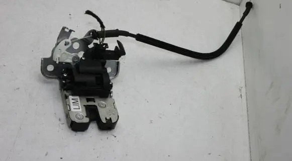 Audi A6 S6 C7 4G Tailgate/trunk/boot lock/catch/latch 4H0827505
