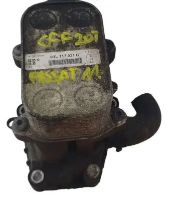 Volkswagen PASSAT B7 Engine oil radiator 03l117021c-4car