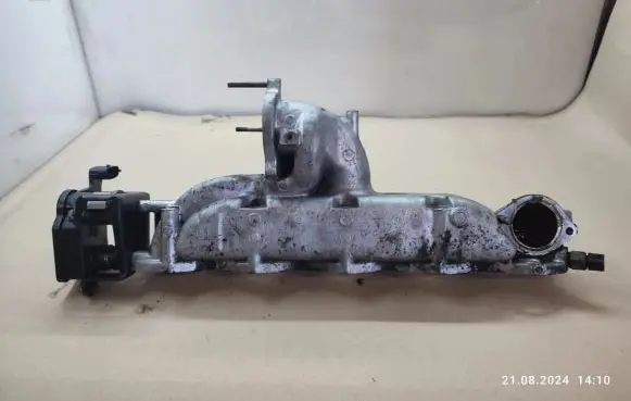 Hyundai Sonata Intake manifold