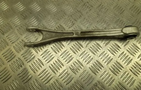 Maserati Ghibli Rear control arm 067000280
