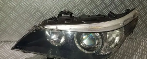 BMW 5 E60 E61 Headlight/headlamp 7165571