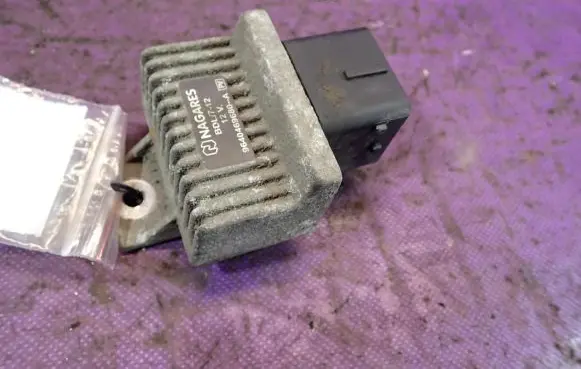 Renault Kangoo II Other relay 9640469680A