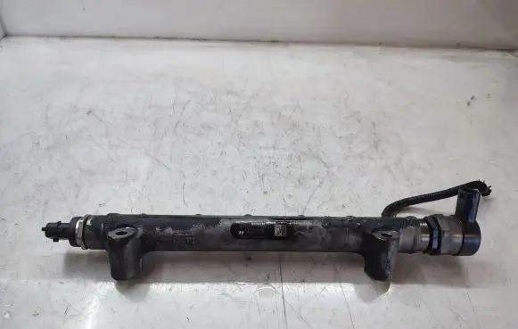 Hyundai Sonata Fuel main line pipe 3140027400