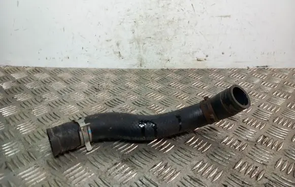 KIA Sorento Engine coolant pipe/hose